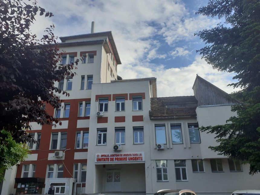 Preamera medicala la Targu Jiu pacient de 74 de ani operat laparoscopic de o tumora la colon