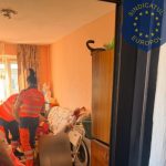 Targujianca la un pas de a fi vioalata in propriul apartament de un barbat care a urmrit o in scara blocului