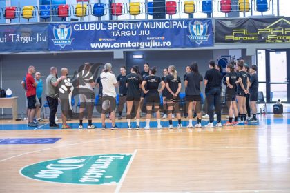 Abonamentele la handbal sunt disponibile pentru vanzare