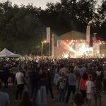 Mii de persoane la Festivalul de Film Brancusi 150 desfasurat la Pestisani