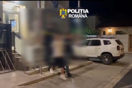 VIDEO Scandal cu machete pe o strada din Targu Jiu soldat cu retineri