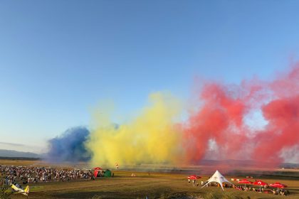 VIDEO Spectacol aviatic deosebit la Barza dedicat lui Brancusi