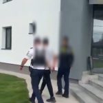 VIDEO Tanar retinut dupa ce a furat doua masini