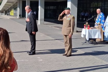 ceremonie militar religioasa la targu jiu de ziua imnului national al romaniei