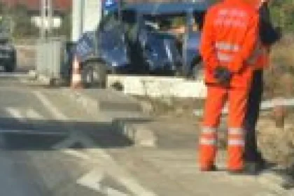 Accident mortal la Peco Ymy: șofer din Scoarța de 37 de ani, proiectat 10 metri