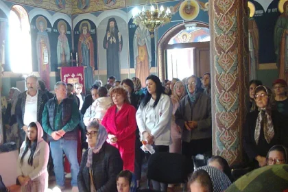 Biserica din Târgu-Cărbunești și-a sărbătorit hramul