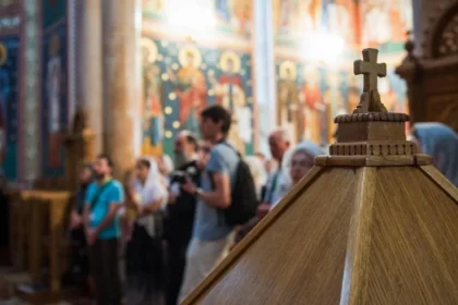 Biserica vie nu se măsoară în ziduri. Cum poate deveni parohia casa aproapelui