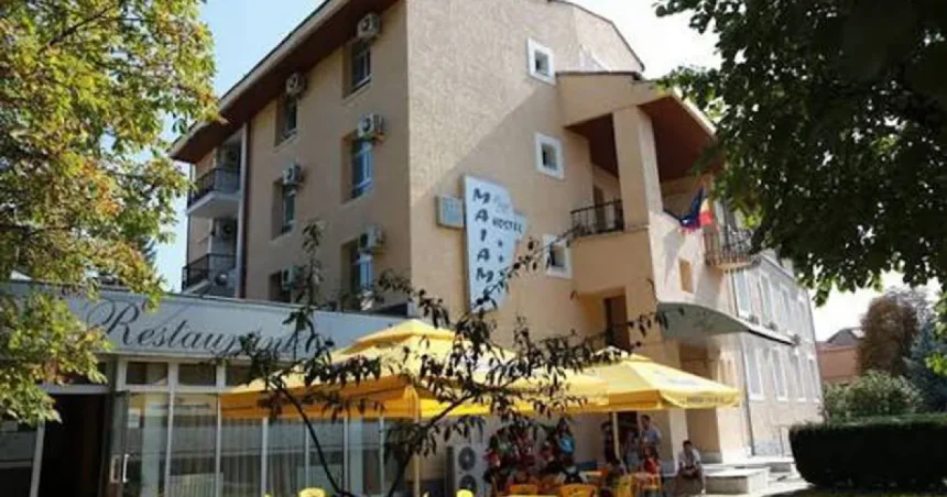 Cazarea din inima Târgu Jiului, vândută cu aproape 3 milioane de euro