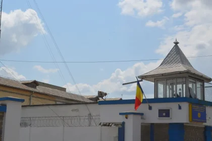 Condamnat pentru furt, prins de polițiștii din Târgu Jiu