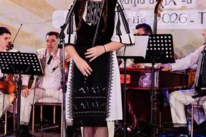 Cursantele Școlii Populare de Arte Târgu Jiu au obținut două premii