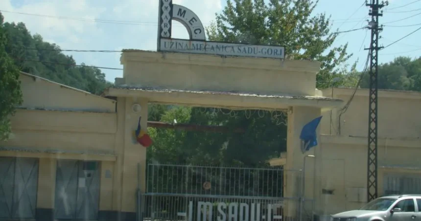 Explozie la UM Sadu: un angajat rănit după cedarea unui furtun într-o cameră pirotehnică