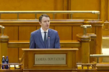 Guvernul Mureșan a fost demis prin vot în Parlament