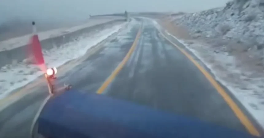 Început de iarnă la Rânca. Drum închis pe timpul nopții