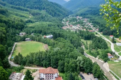Investiție de peste 17 milioane de lei în turismul din Baia de Fier