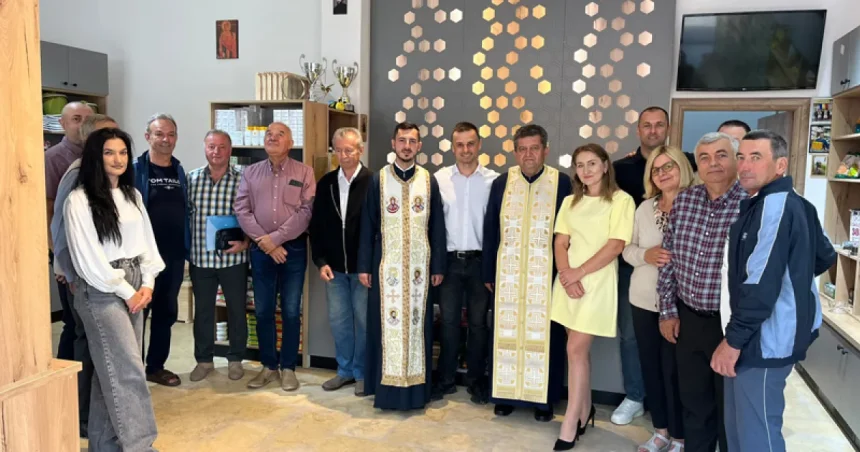 Magazinul apicol din Târgu Jiu s-a redeschis. „Vrem să fim aproape de apicultori”