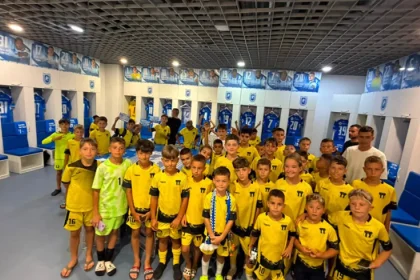 Micii fotbaliști de la Luceafărul Târgu Jiu, la turneu dedicat lui Ilie Balaci