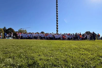 Peste 500 de persoane au participat la Promenada Inimilor