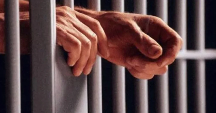 Polovragi: bărbat arestat 30 de zile pentru agresarea unei femei