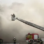 Pompierii din Gorj, chemați să stingă un incendiu în Severin