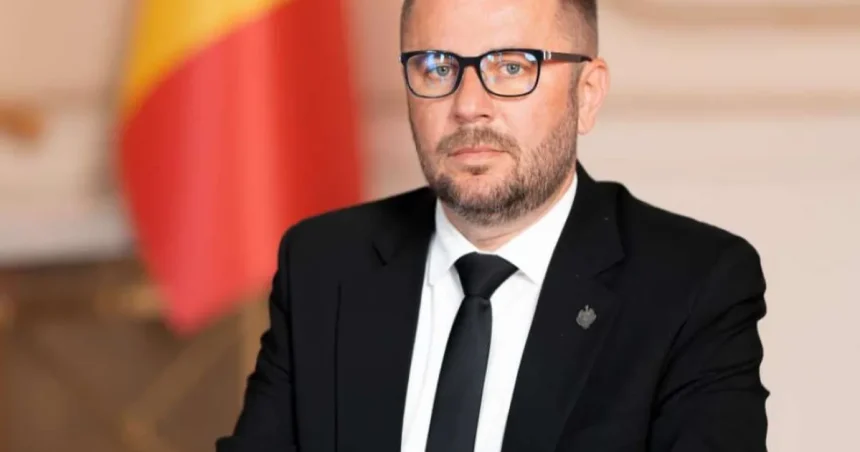 Senatorul AUR Ionuț Sandu: Amânarea desemnării unui premier adâncește criza