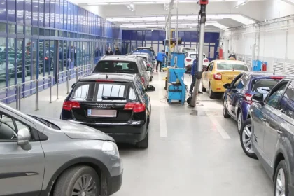 Șoferii, avertizați să nu plătească pentru programările la RAR