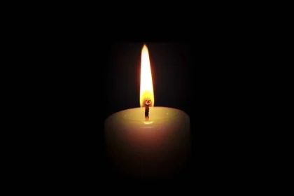 Tânăr de 37 de ani, mort după ce a zburat 10 metri din mașină într-un accident pe DN 67
