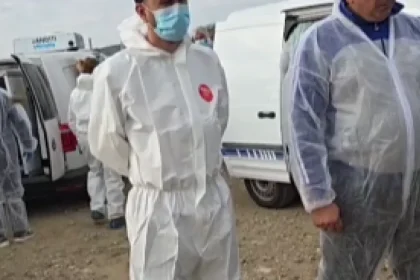Tensiuni la Răchiți: localnicii se opun uciderii animalelor din ferma cu focar de variolă
