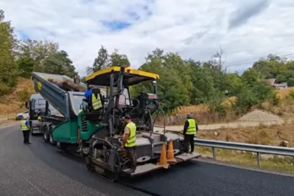 Trafic pe un singur sens pe DN 67, la Măldărești, din cauza lucrărilor
