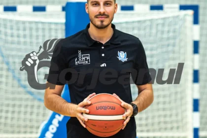 Baschetul de seniori continuă la Târgu Jiu prin CS UCB
