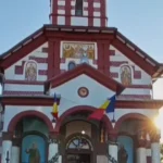 Resfințire de biserică și sfințire de capelă în Târgu Jiu, cu Mitropolitul Olteniei