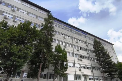 Spitalul Județean scoate la concurs posturi de inginer, asistent social și economist